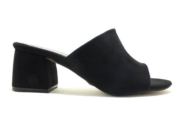 Caprito Kalın Topuklu Kadın Terliği Siyah-Süet 13 19124 Caprito Kalın Topuklu Kadın Terliği Siyah-Süet 13 19124