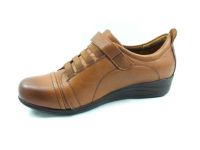 Hakiki Deri Günlük Cırtlı Kadın Ayakkabı - Taba - 240 - Thumbnail