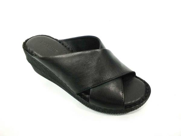 Marine Shoes Hakiki Deri Kadın Terlik Siyah 86 043