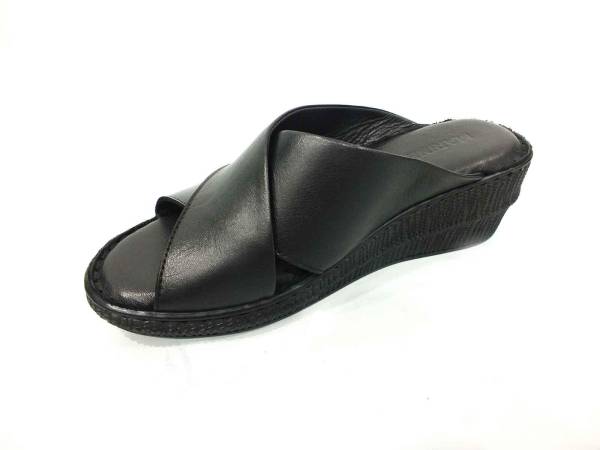 Marine Shoes Hakiki Deri Kadın Terlik Siyah 86 043