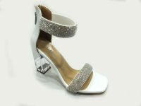 Sweet Girl Şeffaf Topuklu Taşlı Kadın Ayakkabısı Beyaz 19 G2028 - Thumbnail