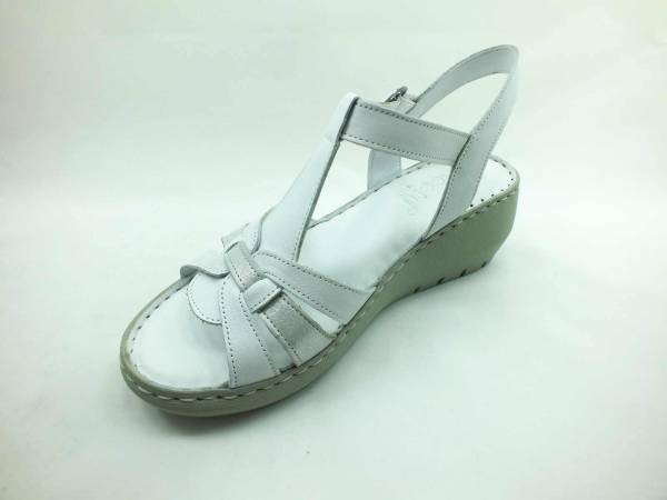 Tokalı Hakiki Deri Kadın Sandalet - Beyaz - 244